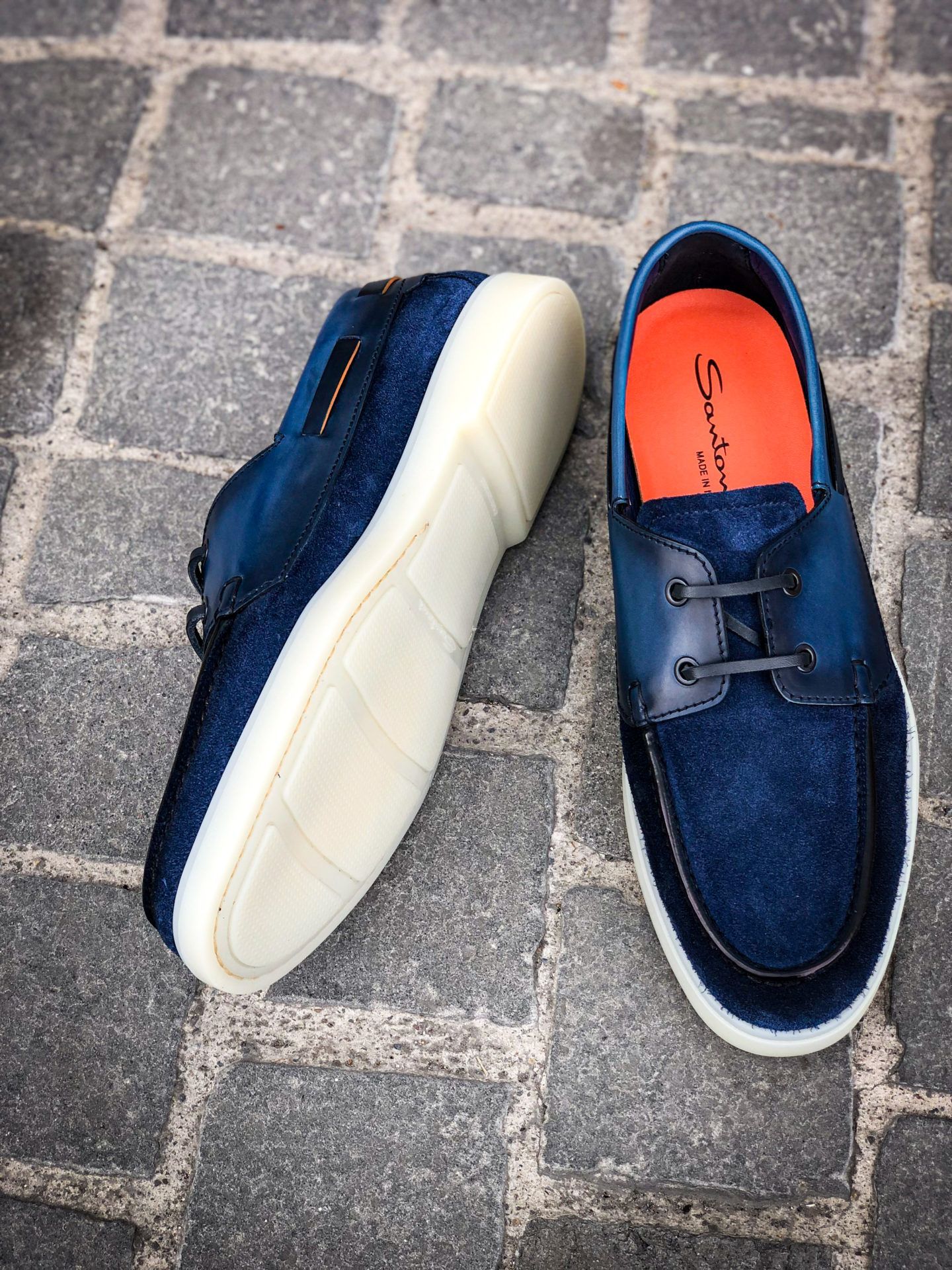 Santoni Boat Navy Shoes • Brogue