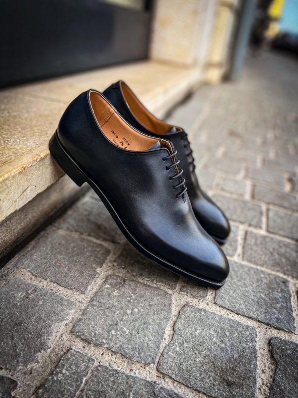 Crockett & Jones Alex Black • Brogue