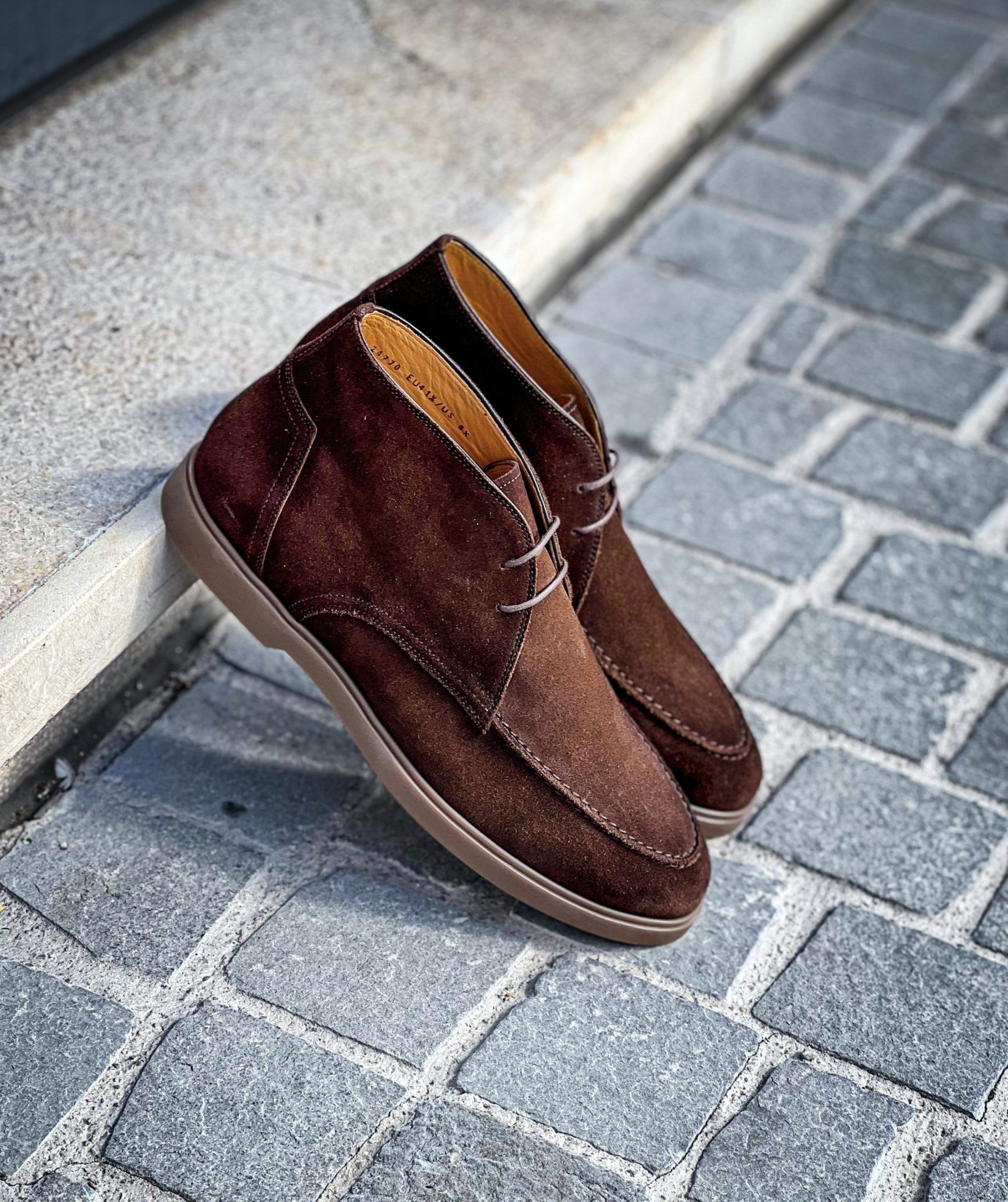 Huesca Urban Charm: Magnanni Huesca II Chukka Boot